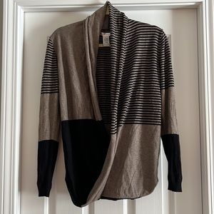 Max Studio Criss Cross Sweater - Medium - black brown